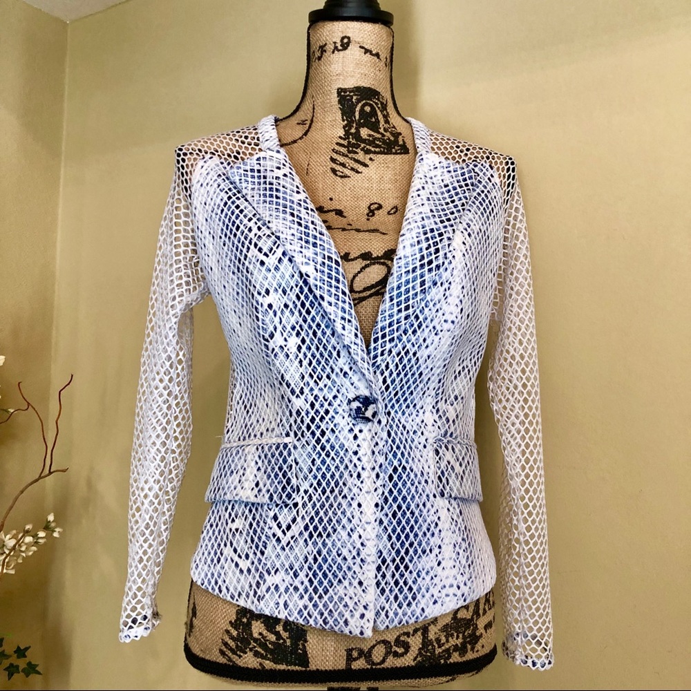 ~Alberto Makali~ Fishnet and reptile print blazer